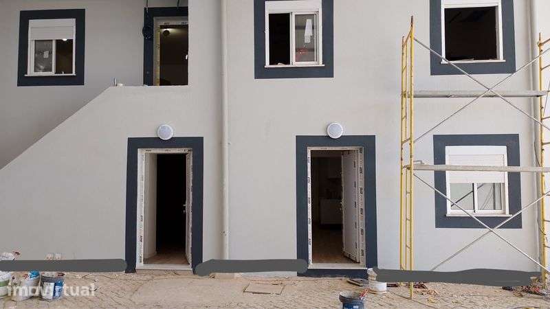 Arrendamento ofice T2 todo remodelado com cozinha equipada - Grande imagem: 2/6