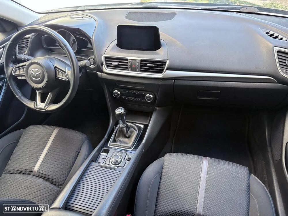Mazda 3 Hatchback 1.5 Sky-G Evolve HS Navi - 29