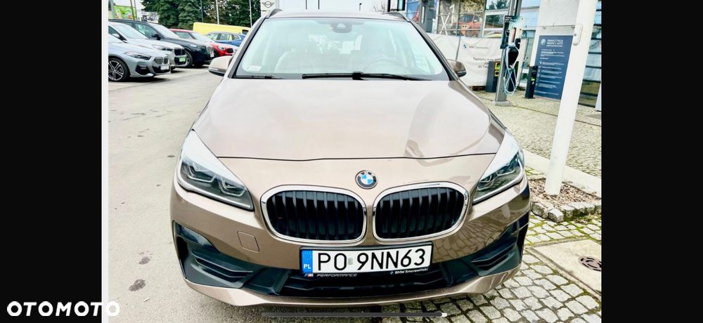 BMW Seria 2 218i - 4