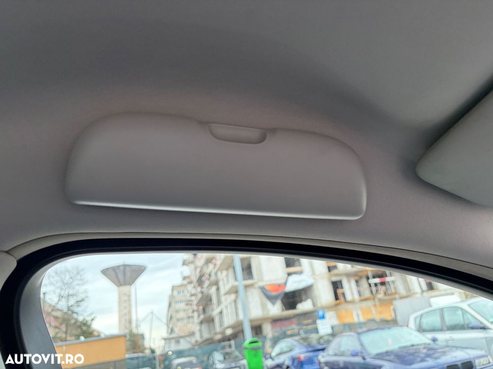 Renault Laguna dCi 110 FAP Sportway - 21