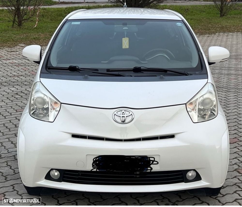 Toyota iQ 1.0 VVT-i 2 MultiDrive EP - 1