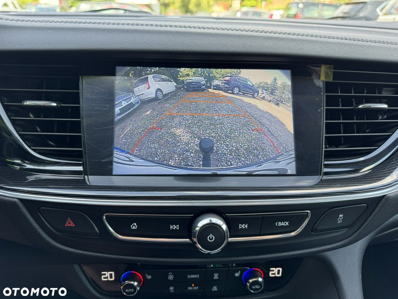 Opel Insignia - 28
