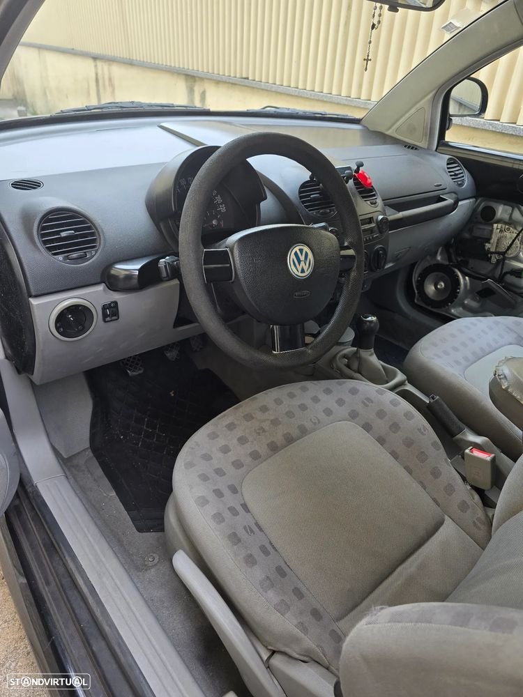 VW New Beetle - 3