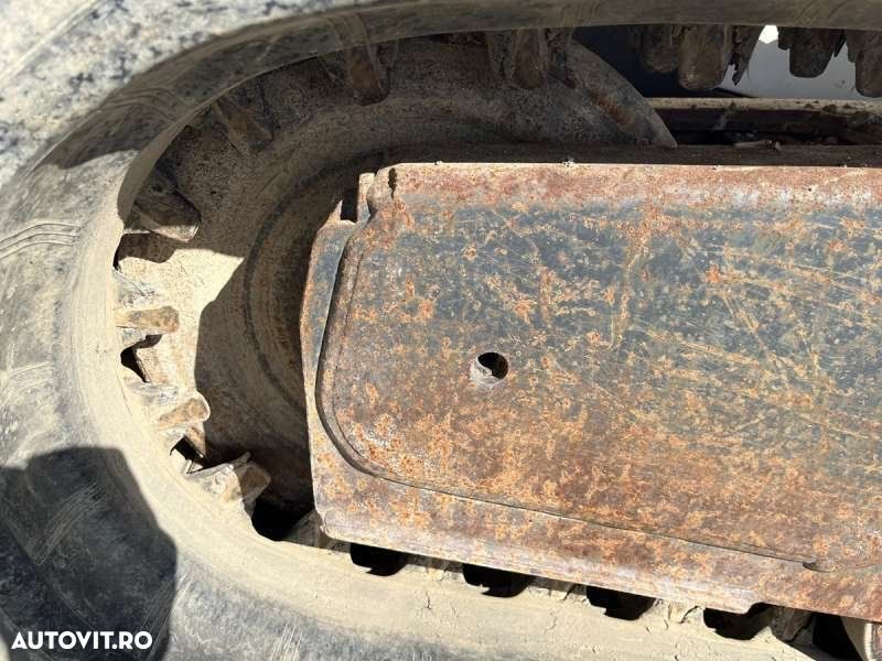 Bobcat T190 - 23