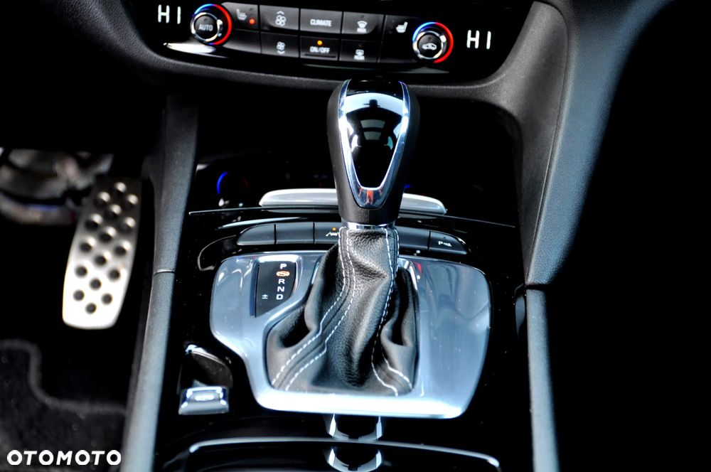 Opel Insignia 2.0 CDTI automatik Business Edition - 33