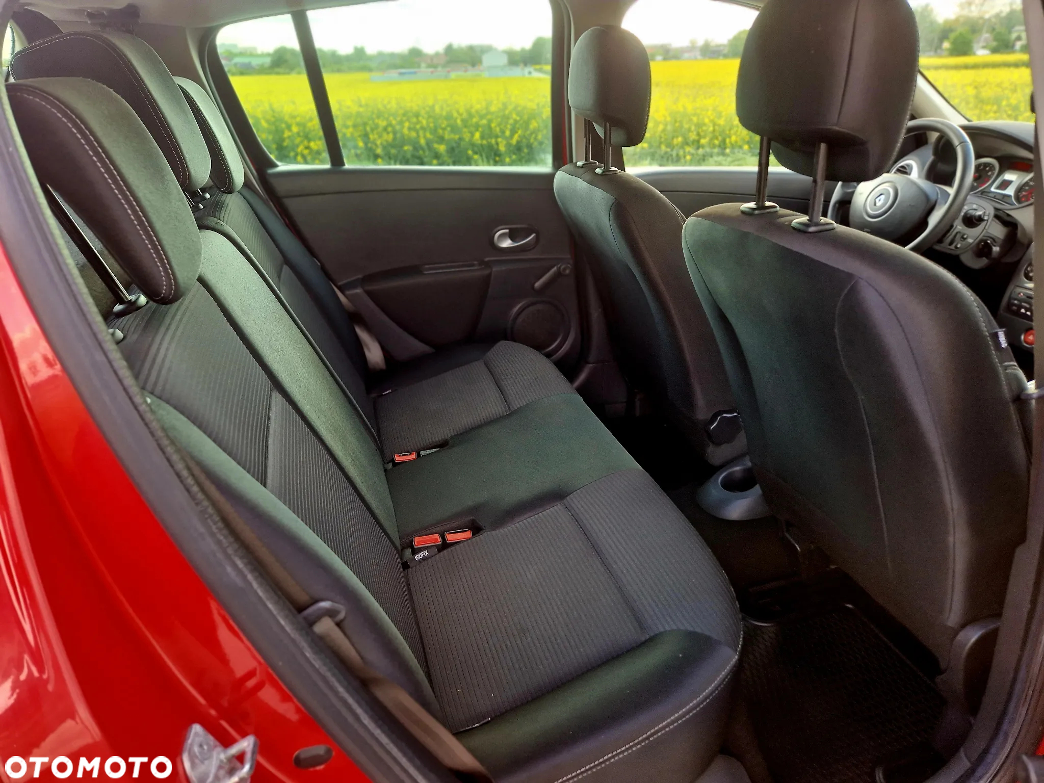 Renault Clio - 7