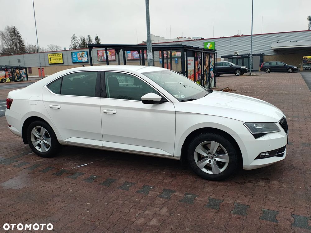 Skoda Superb 1.4 TSI ACT Ambition - 2