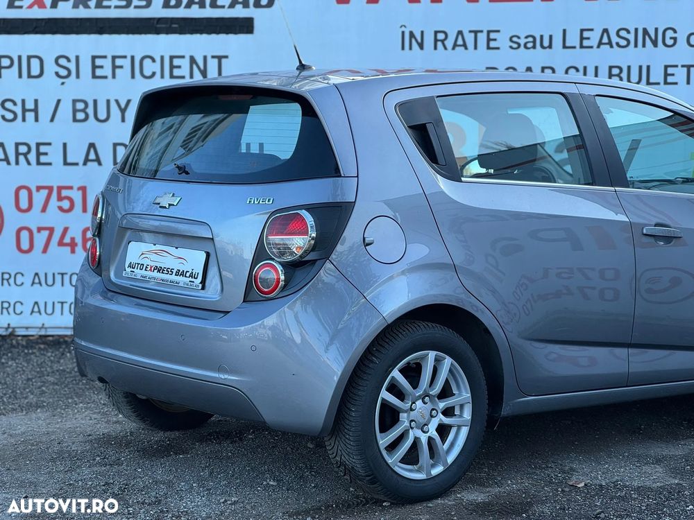 Chevrolet Aveo 1.6 LTZ - 20