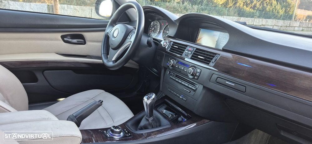 BMW 320 d Coupe - 18