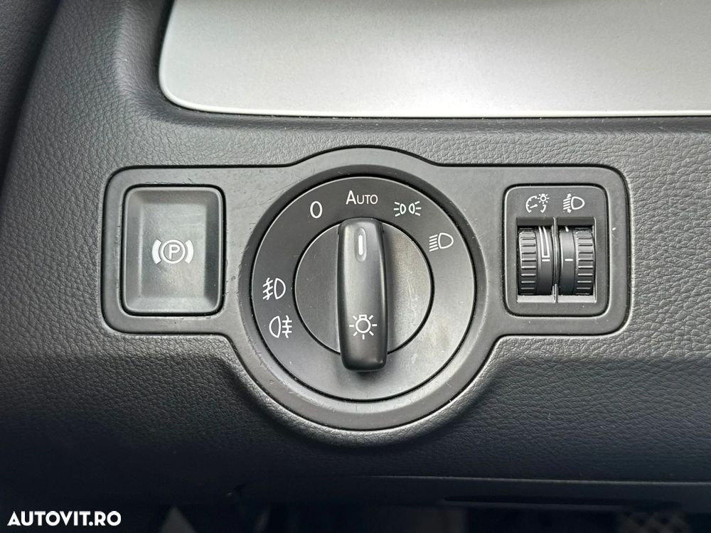 Volkswagen Passat - 23