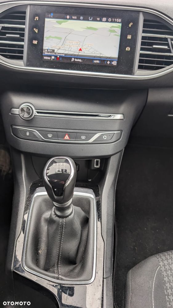 Peugeot 308 BlueHDi FAP 100 Stop & Start Active - 17