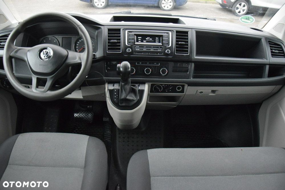 Volkswagen Transporter Caravelle DSG Kurz Highline - 32
