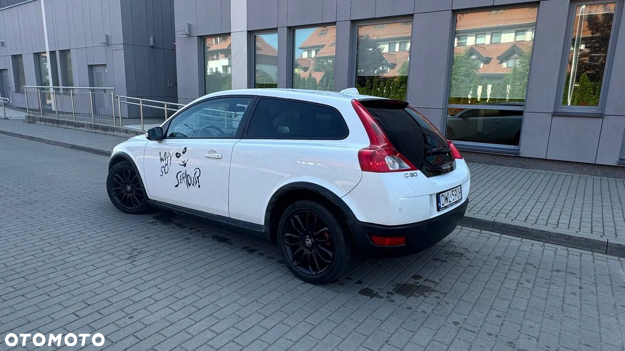 Volvo C30 2.0D Momentum - 3