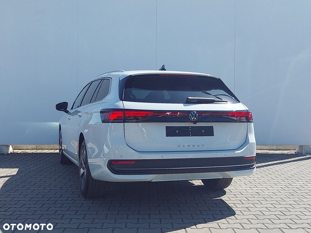 Volkswagen Passat Variant - 5