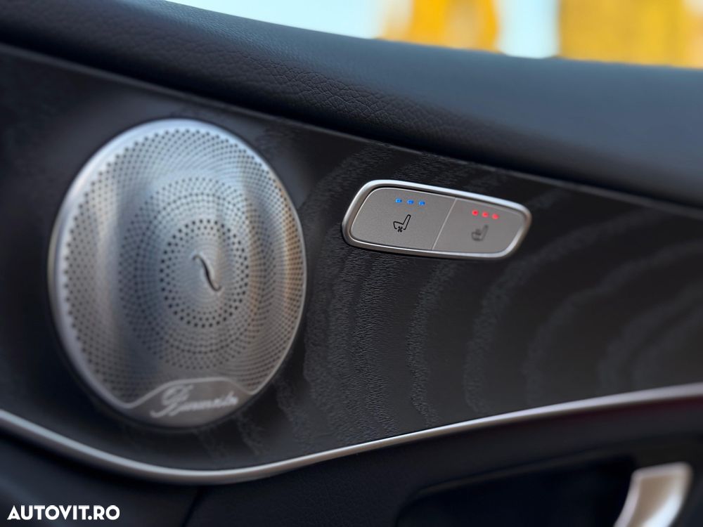 Mercedes-Benz GLC 220 d 4MATIC 9G-TRONIC AMG Line - 12