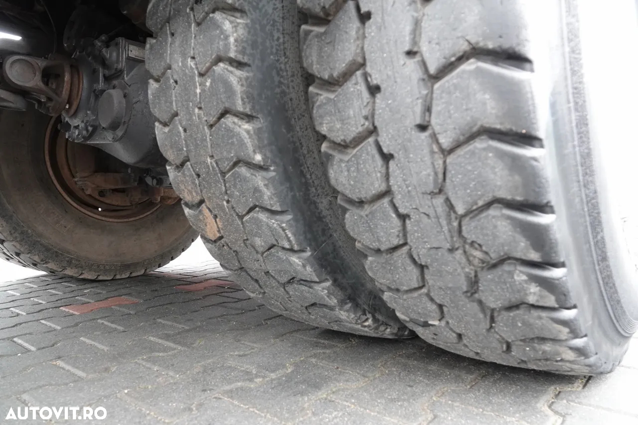Renault K 460 / 8x4 / BASCULANTE / HIDROBOARD / BORDMATIC / EURO 6 - 24