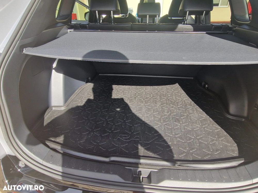 Toyota RAV4 2.5 Hybrid VVT-iE 4x2 Active - 11