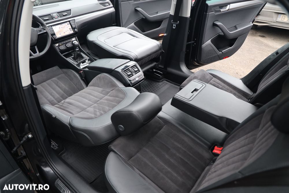 Skoda Superb Combi 2.0 TDI 4x4 SportLine - 7