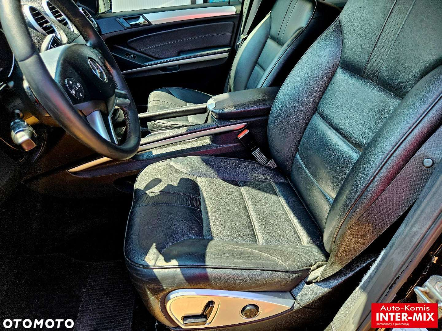 Mercedes-Benz ML - 25