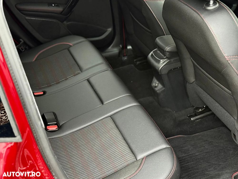 Peugeot 2008 BlueHDi FAP 120 STOP & START Crossway - 13