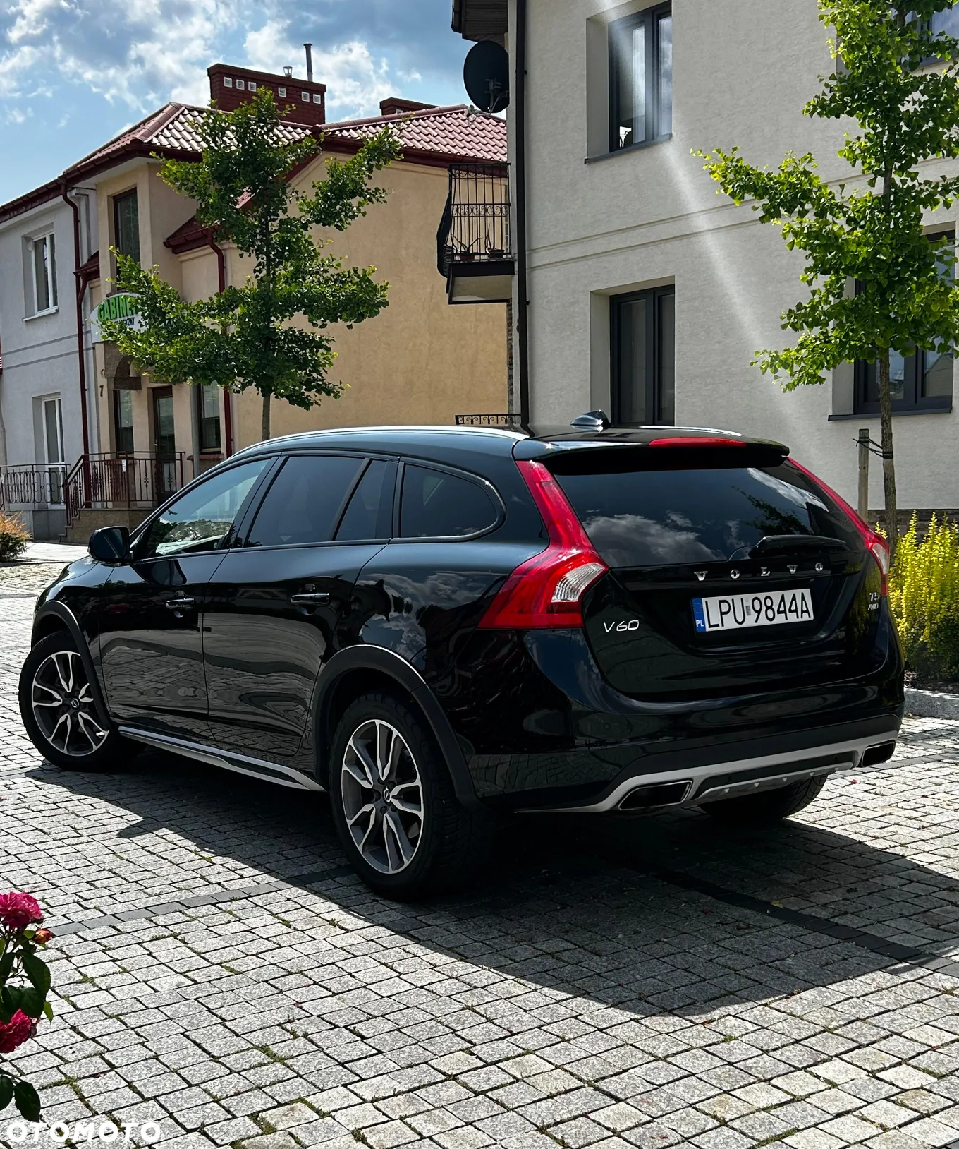 Volvo V60 Cross Country - 9