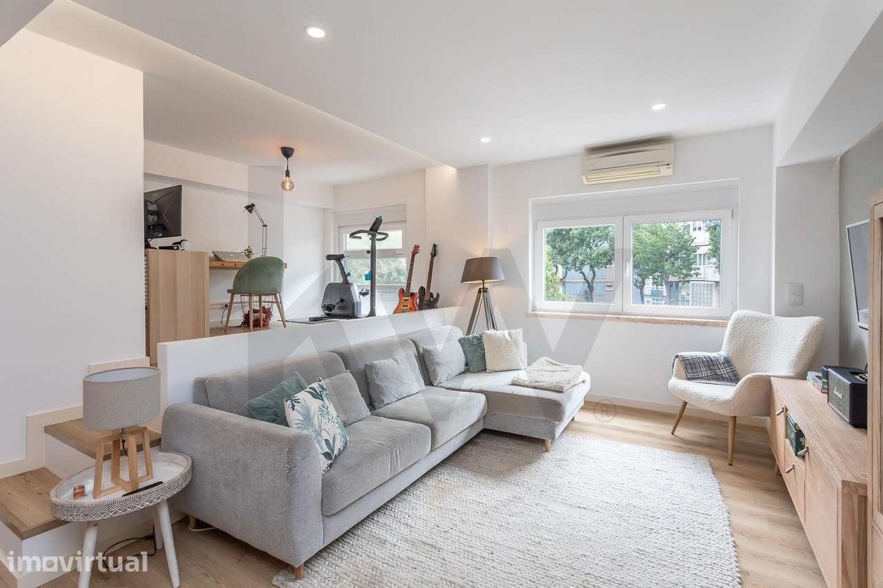 Apartamento T2 em Carnaxide - ONDE A PERSONALIDADE E O REQUINTE SE SEN - Grande imagem: 3/28