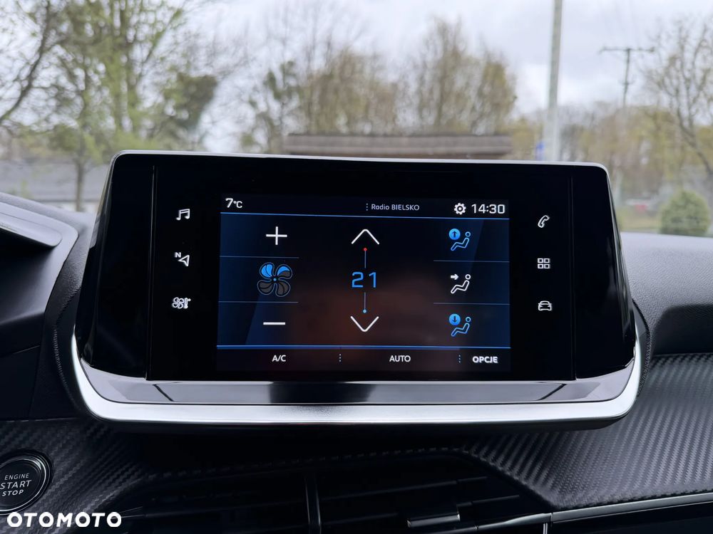 Peugeot 2008 PureTech 130 Allure Pack - 25