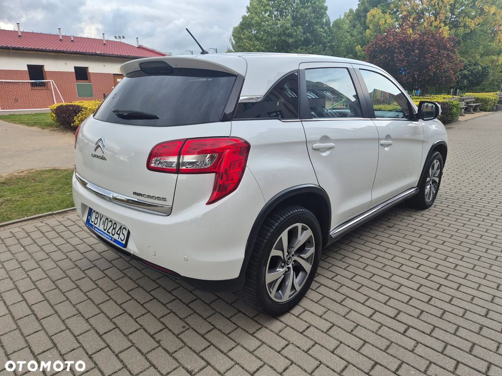 Citroën C4 Aircross 1.8 e-HDi STT 4x2 Exclusive - 4