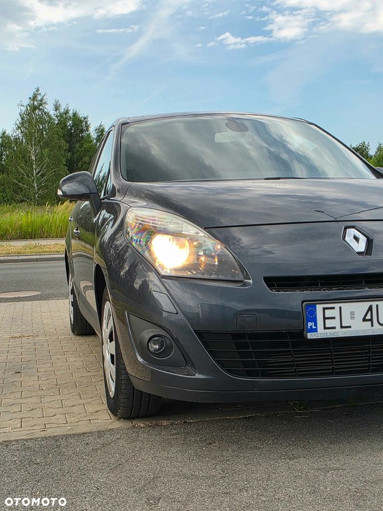 Renault Grand Scenic dCi 130 FAP Dynamique - 7