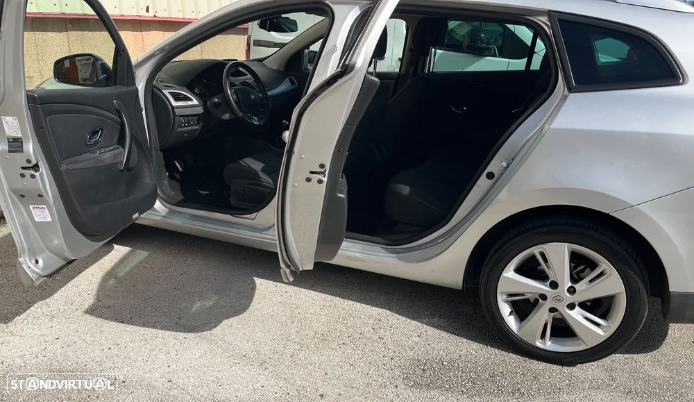 Renault Mégane Sport Tourer ENERGY dCi 130 Start & Stopp Dynamique - 13