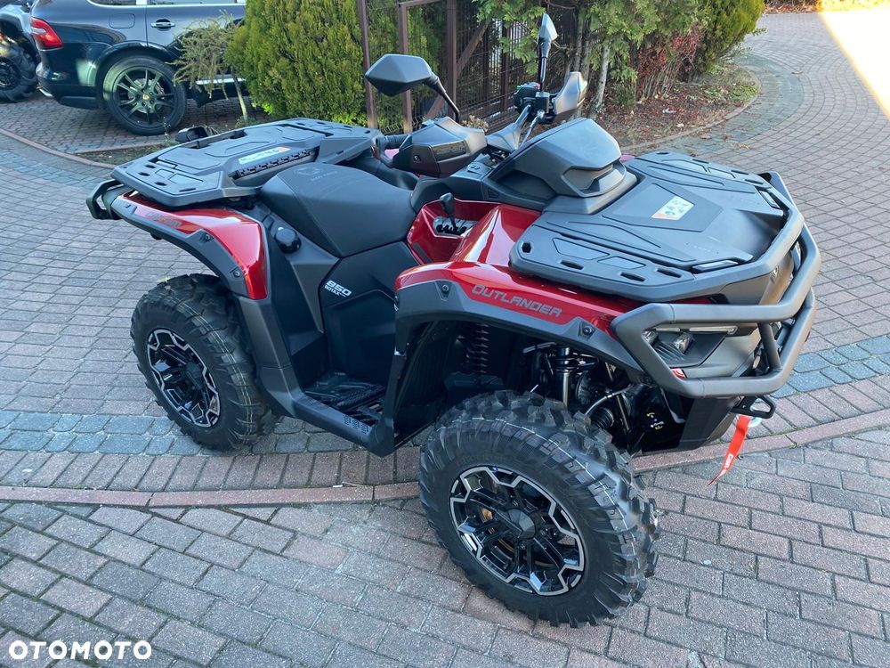 Can-Am Outlander - 10