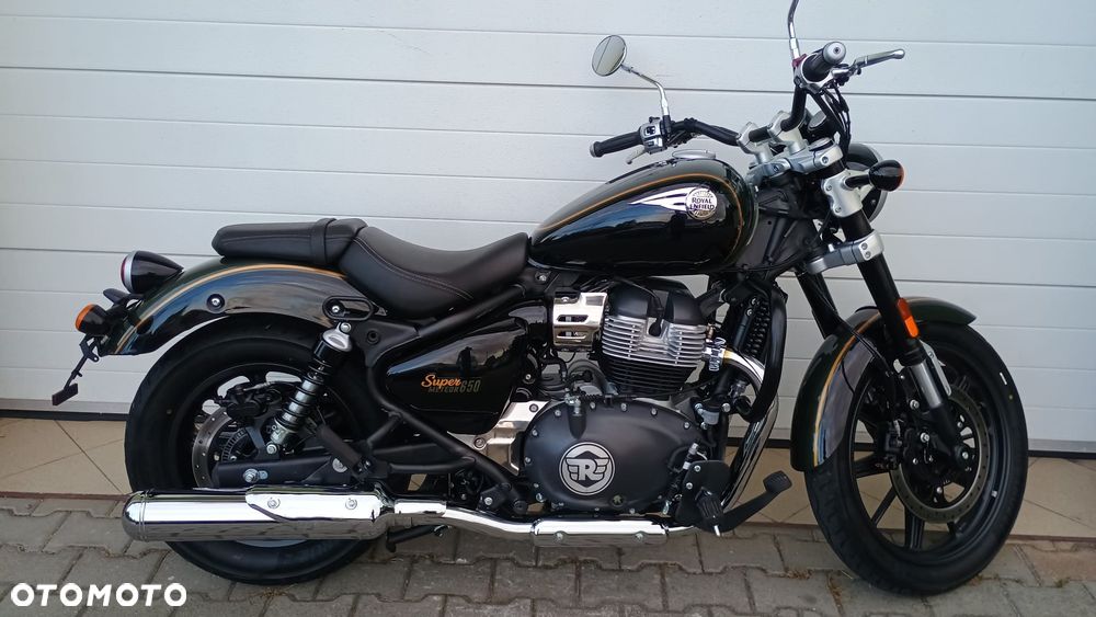 Royal Enfield Super Meteor - 3