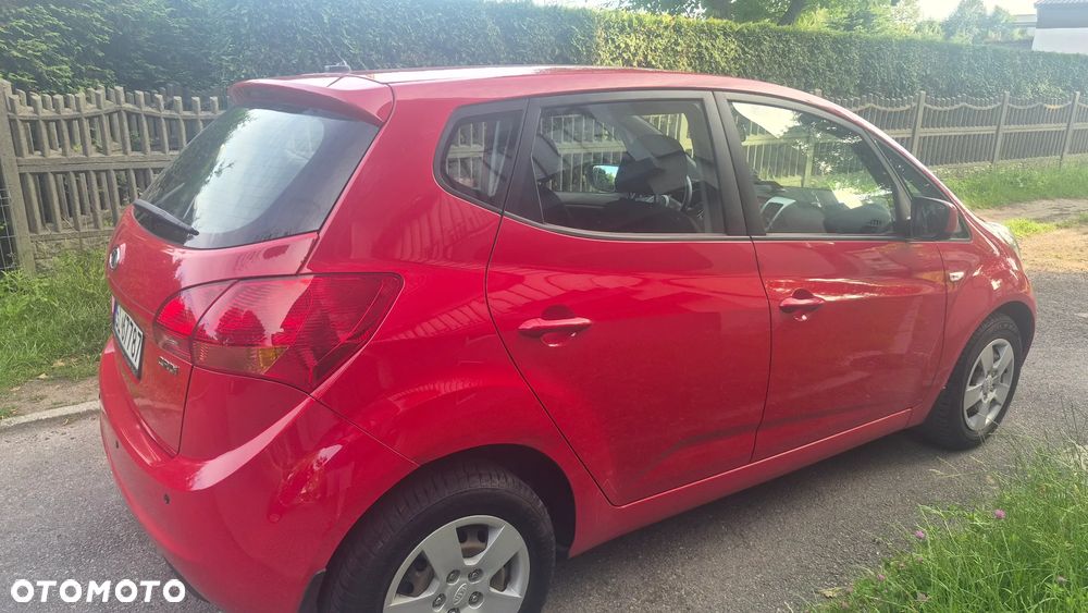 Kia Venga - 16