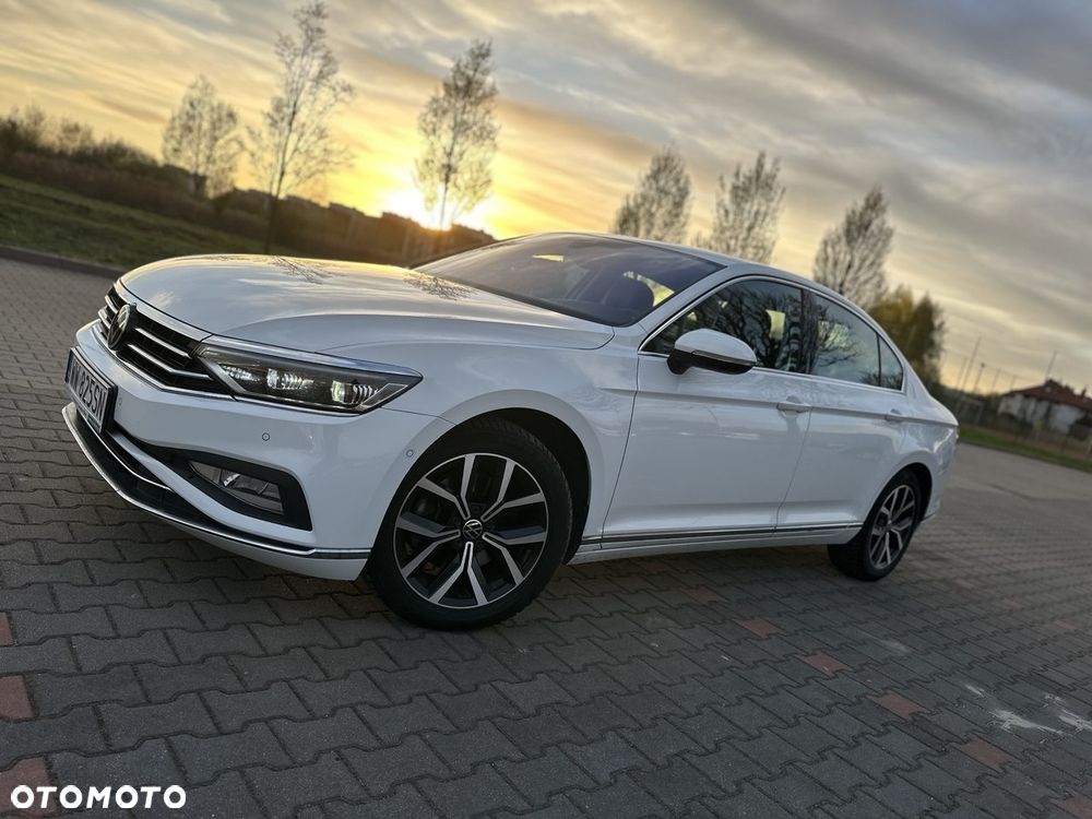 Volkswagen Passat 2.0 TSI Elegance DSG - 1