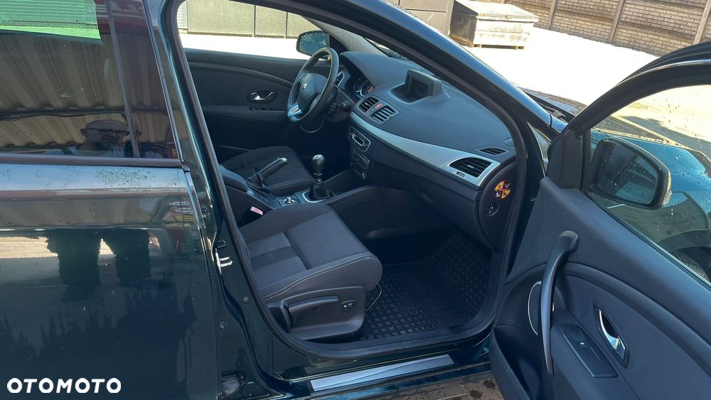 Renault Megane TCe 180 Dynamique - 20