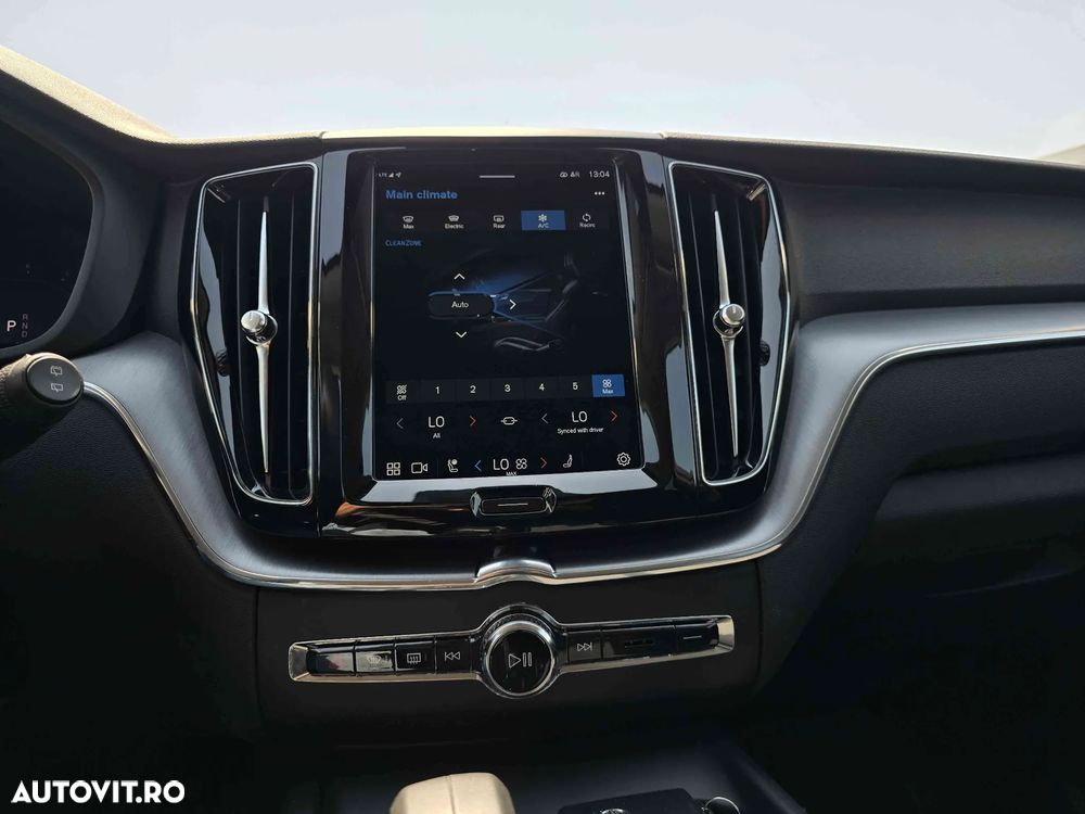 Volvo XC 60 - 14