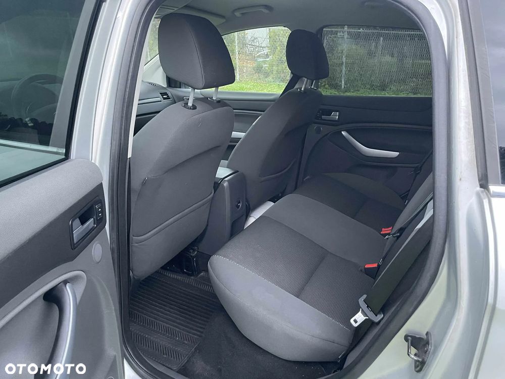 Ford Kuga 2.0 TDCi Titanium MPS6 - 15