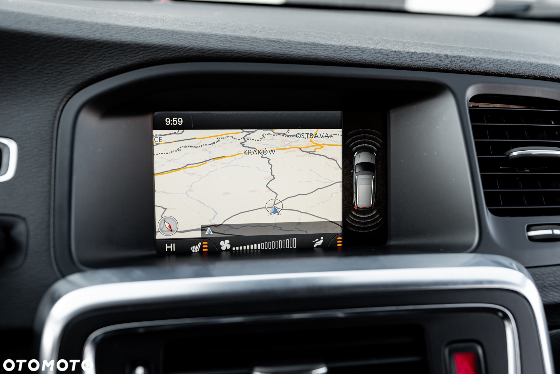 Volvo V60 D4 AWD Geartronic Momentum - 36