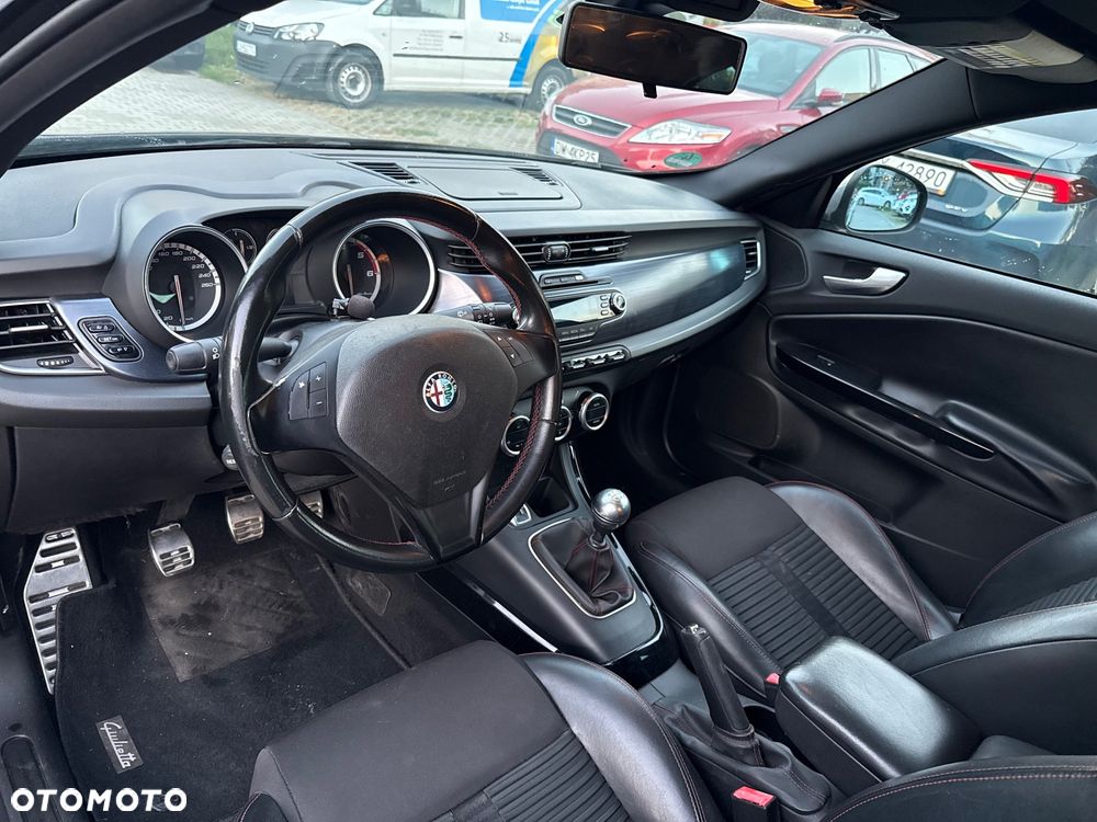 Alfa Romeo Giulietta 2.0 JTDM Distinctive - 15