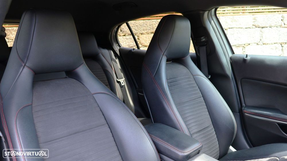 Mercedes-Benz GLA 220 - 12