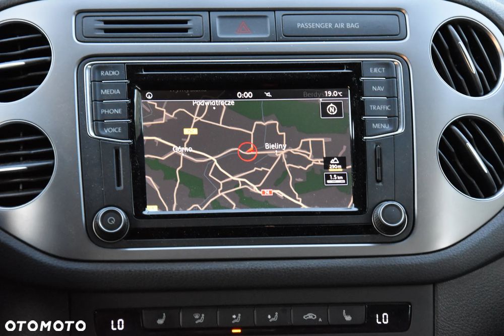 Volkswagen Tiguan 2.0 TDI SCR BlueMotion Technology Lounge Sport & Style - 21
