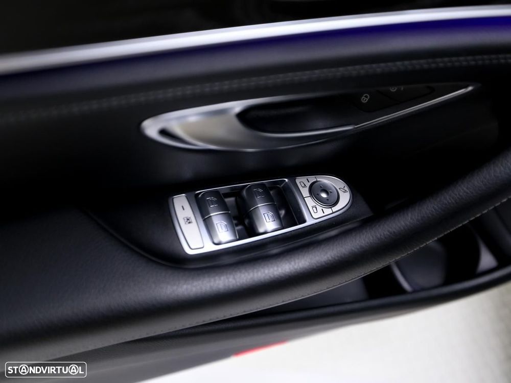 Mercedes-Benz E 300 de AMG Line 4Matic - 18