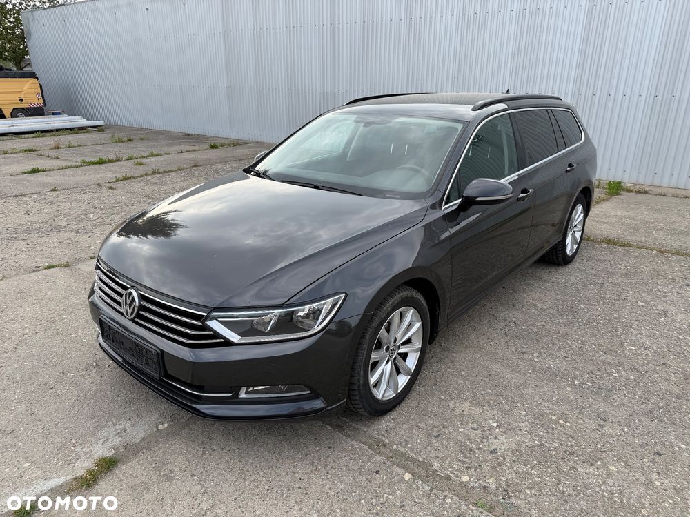 Volkswagen Passat Variant 2.0 TDI SCR DSG Highline - 30