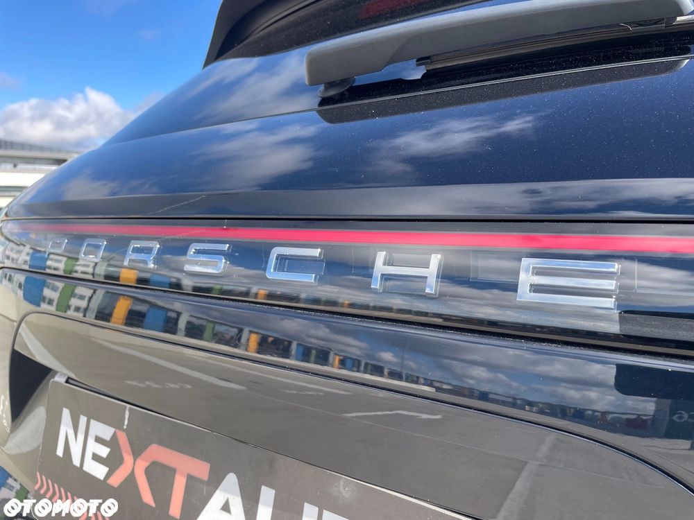 Porsche Cayenne Platinum Edition - 18