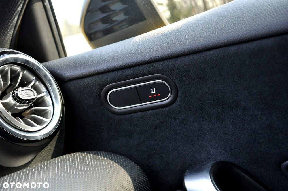 Mercedes-Benz Klasa A 180 d 8G-DCT Edition 2021 - 22