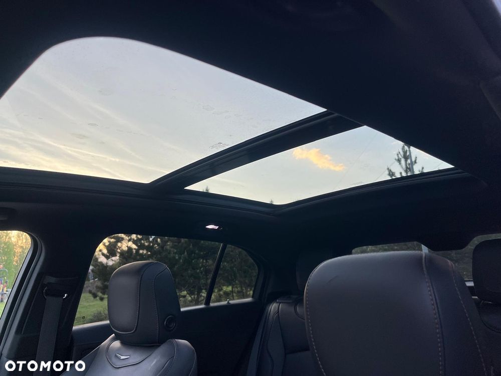 Cadillac XT4 - 16