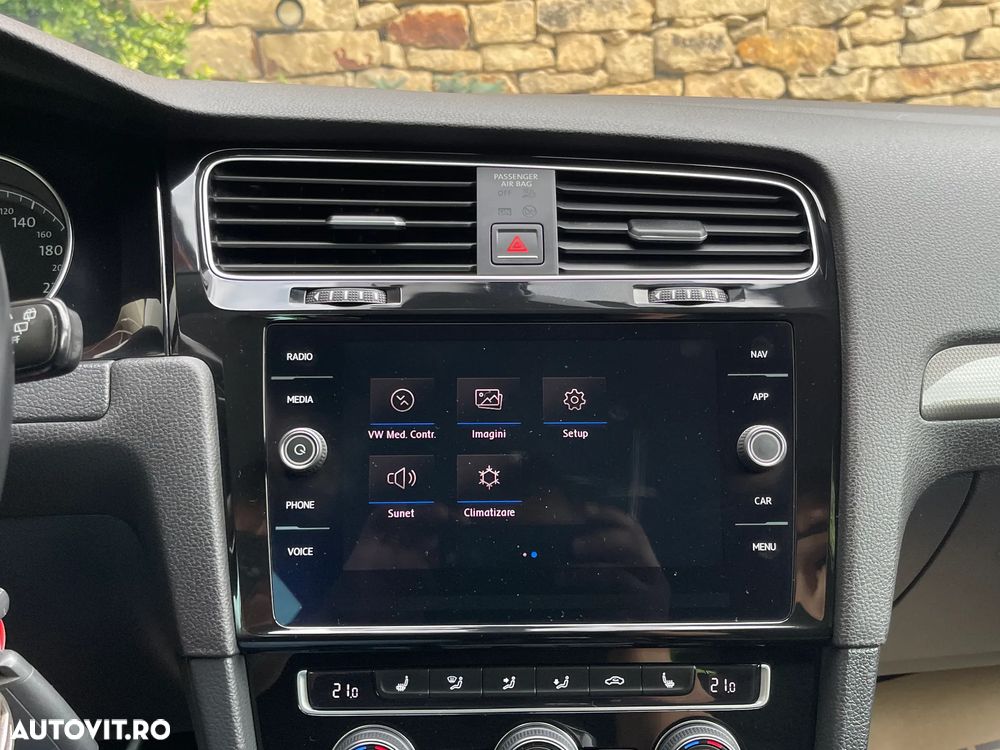 Volkswagen Golf Variant 1.6 TDI SCR Join - 31