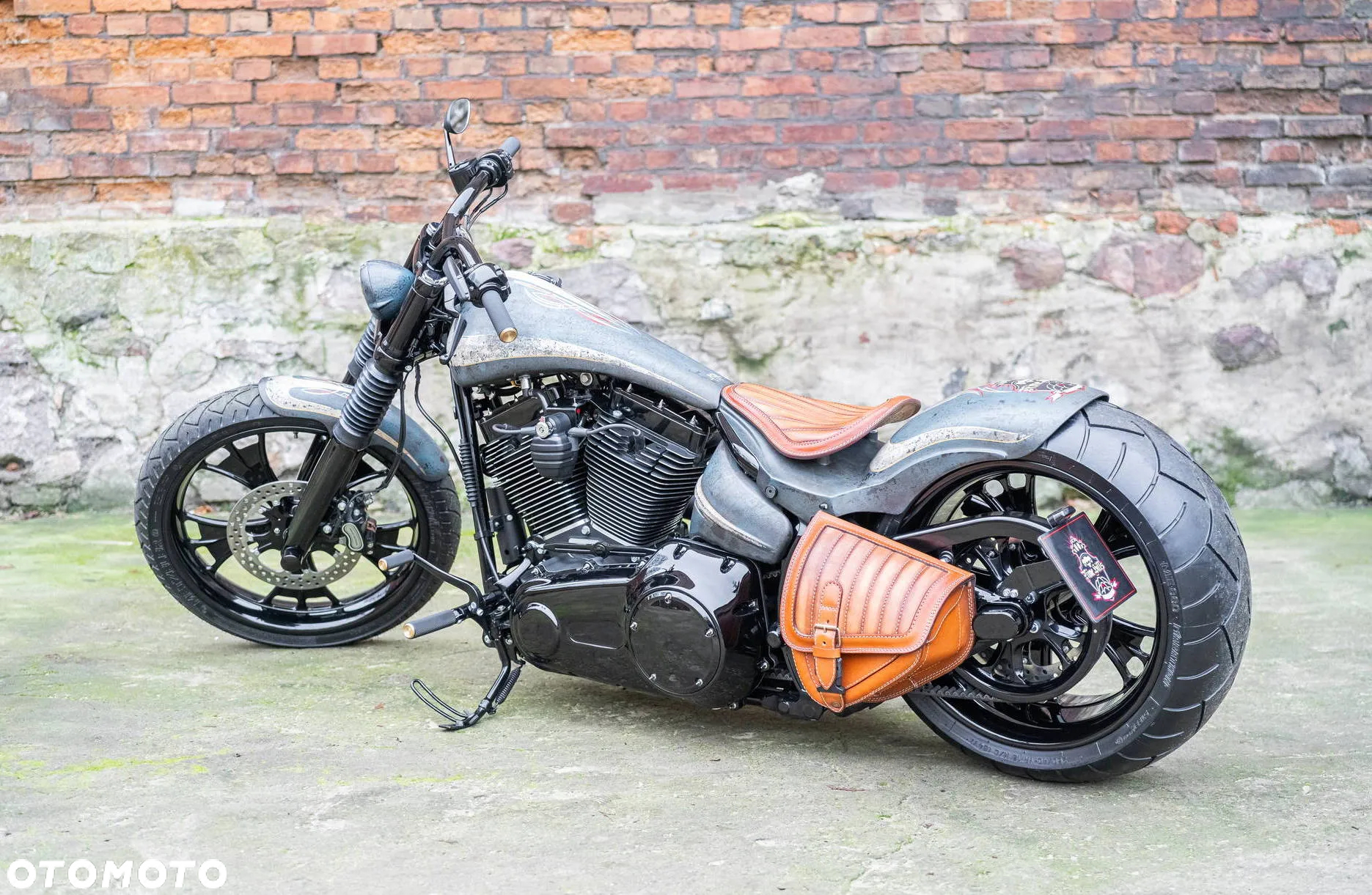 Harley-Davidson Softail Breakout - 4