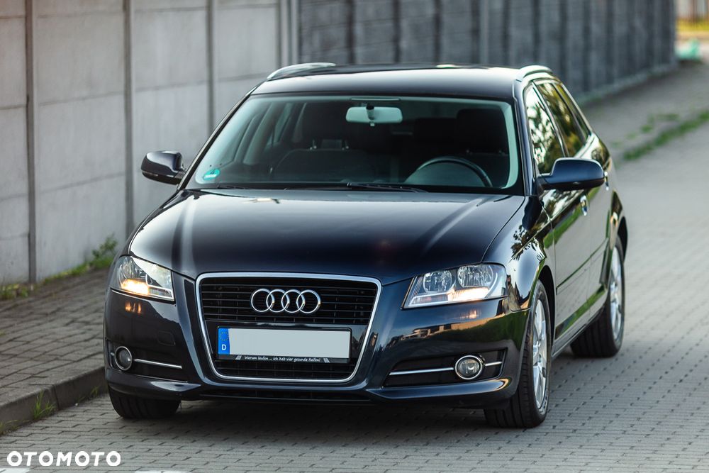 Audi A3 Sportback 2.0 TDI DPF Ambition - 1