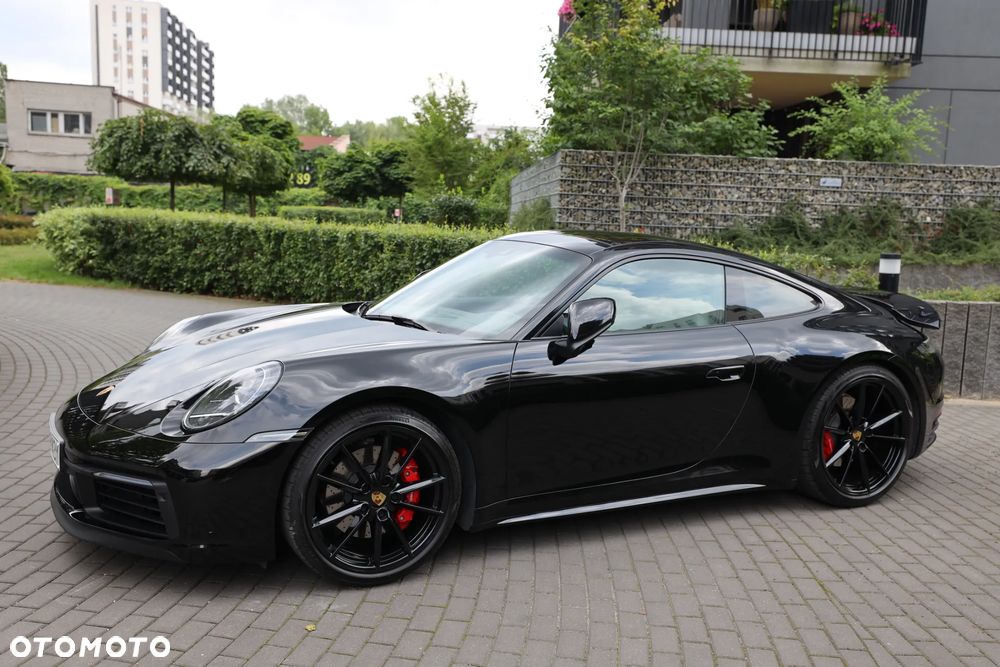 Porsche 911 Carrera S - 2